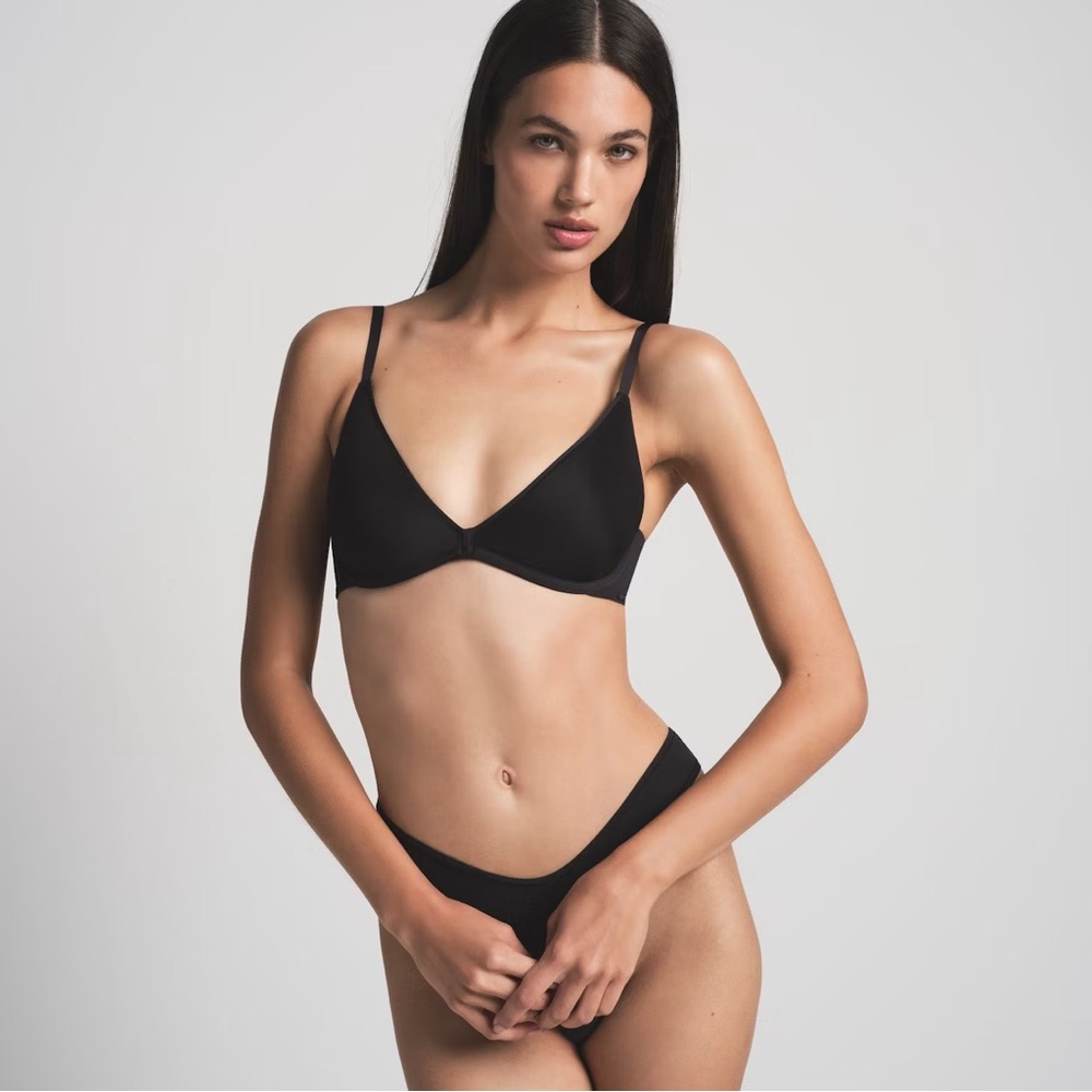 SKIMS Black Bra